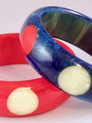 AB125 Pantti red white & blue Bakelite dot bangles