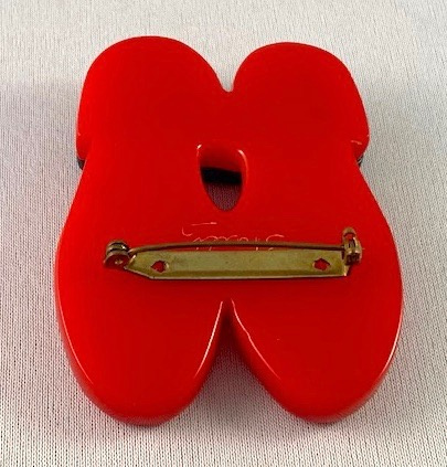 SZ53 Shultz red/black shoes pin - Image 2