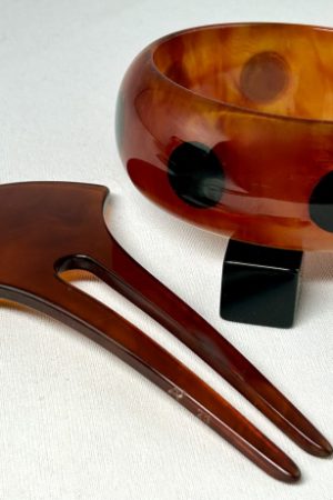 AP1 Root beer bakelite hair comb