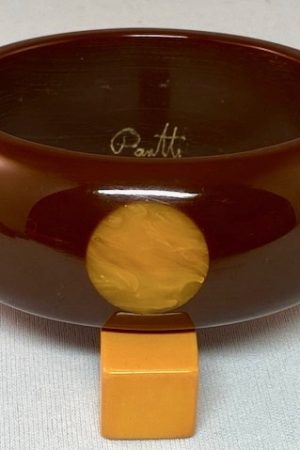AB157 Pantti chocolate brown with marbled butterscotch dots bakelite bangle