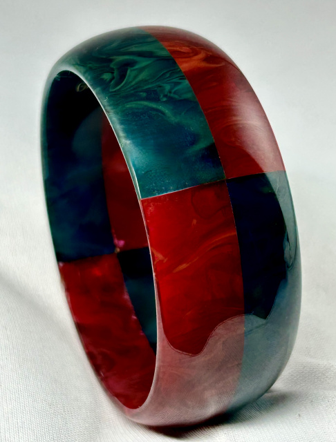 AB179 Brandon black cherry and blue moon checkerboard bakelite bangle