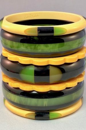 AB57 Teresa & Dombek black & aqua bangles
