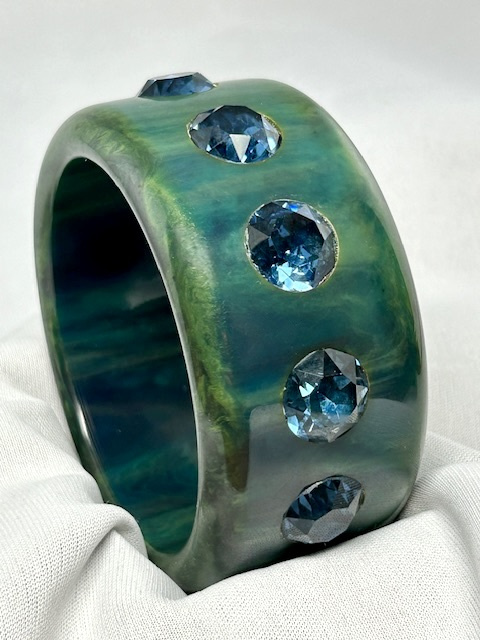 AB228 Dombek? Wide blue moon bakelite bangle