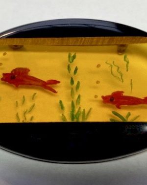 SZ4 Shultz reverse carved fish pin