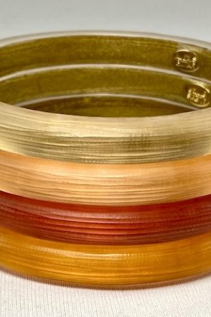 LG257 Narrow Bittar lucite bangles