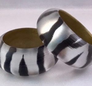 LG335 Lucite zebra bangles