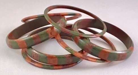 LG342 Set 7 tricolor lucite spacer bangles