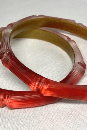 LG139 Narrow red bamboo carved lucite bangles