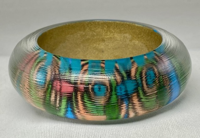 LG141 Blue pop art hand painted lucite bangle - Image 3