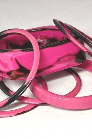 LG145 Hot pink/ black lucite bangles