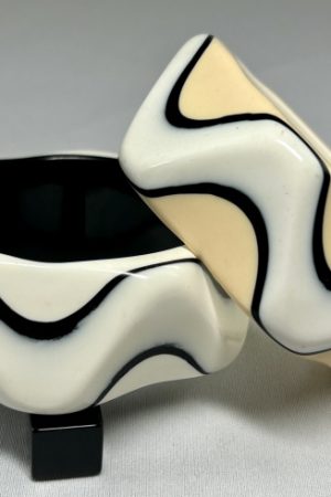 LG155 Black and white layered lucite bangles