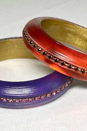 LG189 Textured lucite bangles with rhinestones