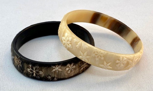 PO112 PONO Snowflake carved horn bangles