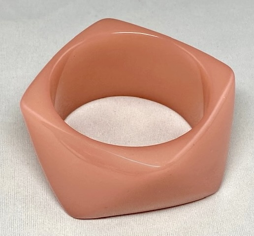 PO113 PONO Wide translucent faceted soft blush pink resin bangle - Image 2