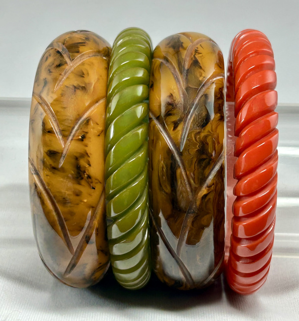 BB373 Miss. mud, coral & olive carved bakelite bangles - Image 2