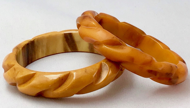 BB506 Braid carved bangles