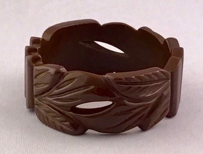 BB524 Chocolate pierced leaf bangle - Image 3