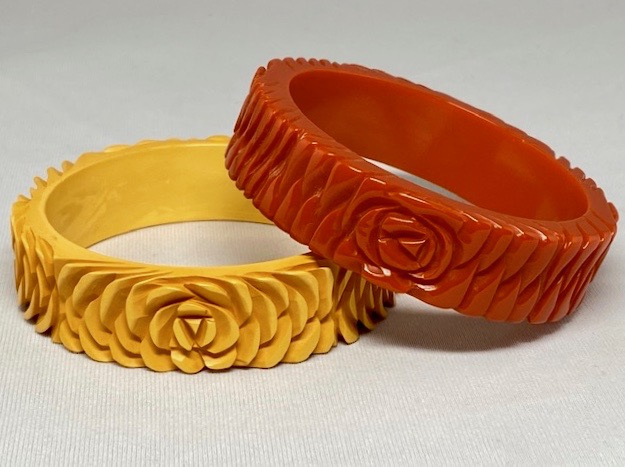 BB538 Deep burnt orange or corn rosebud carved bakelite bangles - Image 2